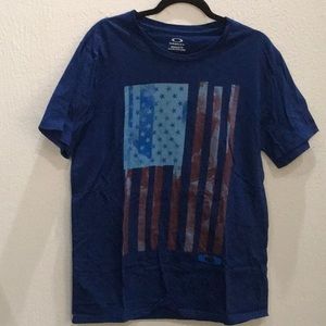 Oakley Short Sleeve T-shirt Mens size Large Oakley Shirt